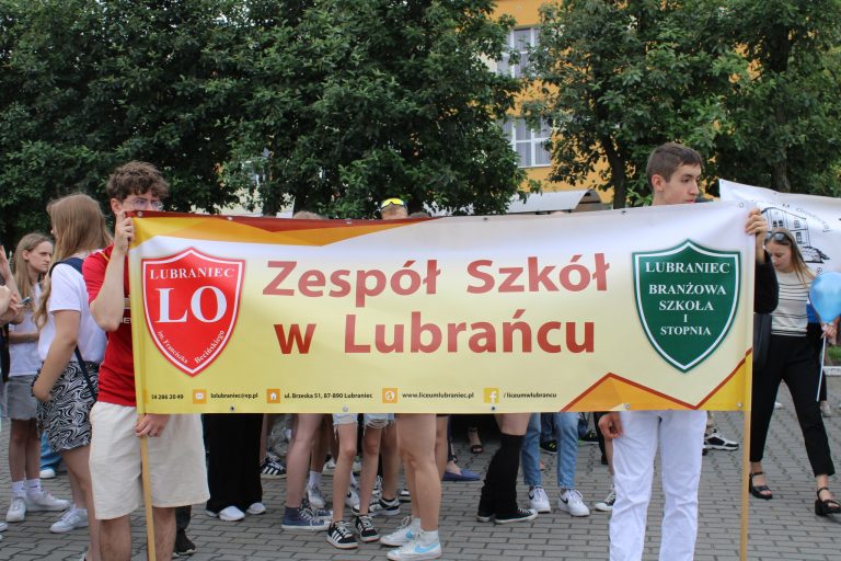 Szkolny dzień Dziecka i udział w Obchodach dni Lubrańca. 