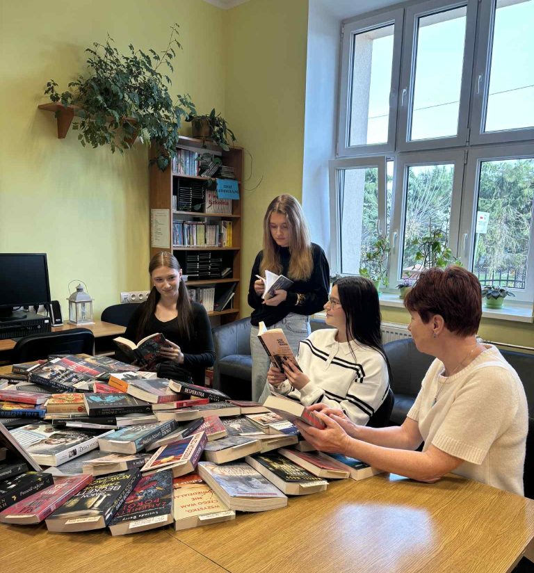 realizacja bibliotecznego projektu „Narodowy Program Rozwoju Czytelnictwa 2.0 na lata 2021 – 2025”