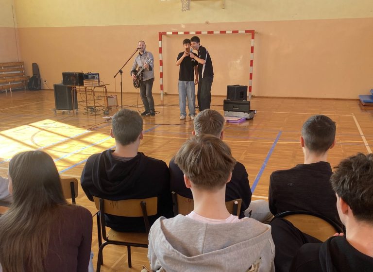 Profilaktyczne warsztaty słowno – muzyczne „Dbajmy o siebie”